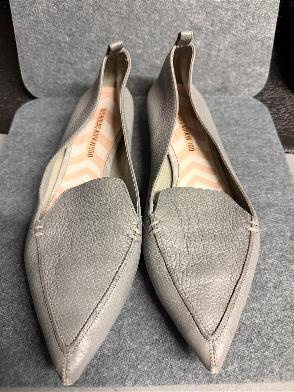 Nicholas Kirkwood Pointed Leather Slip-On Flats - Gray